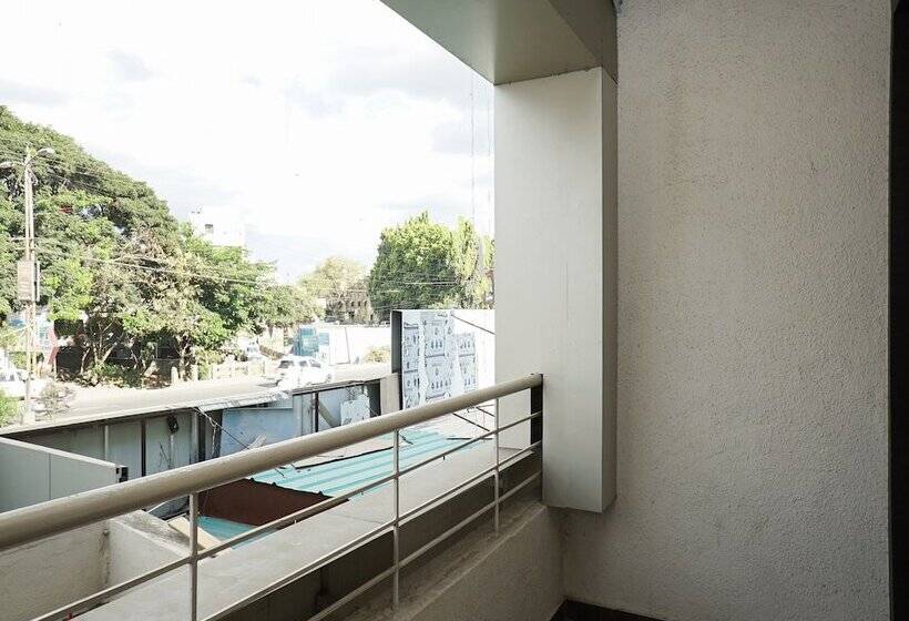 Hotelli Oberoi By Oyo Rooms