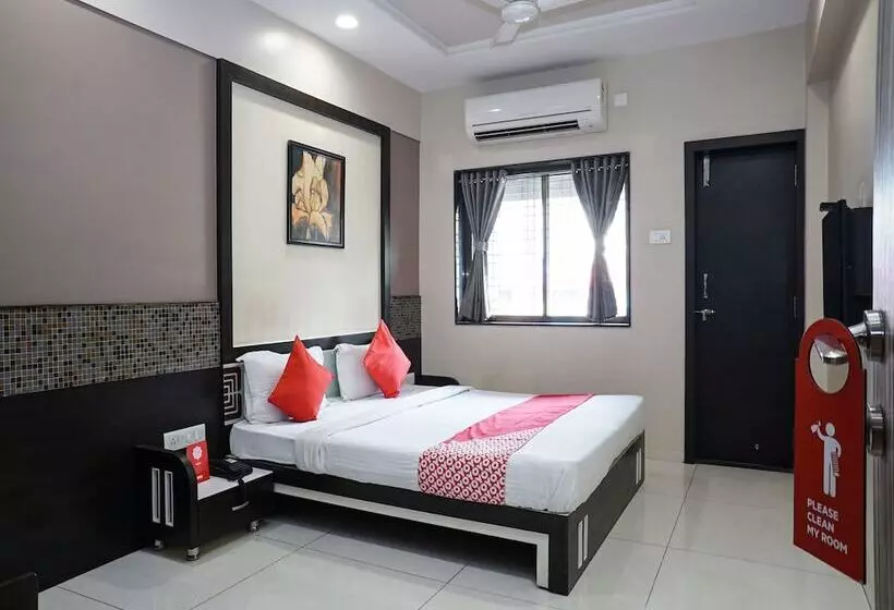 ホテル Oberoi By Oyo Rooms