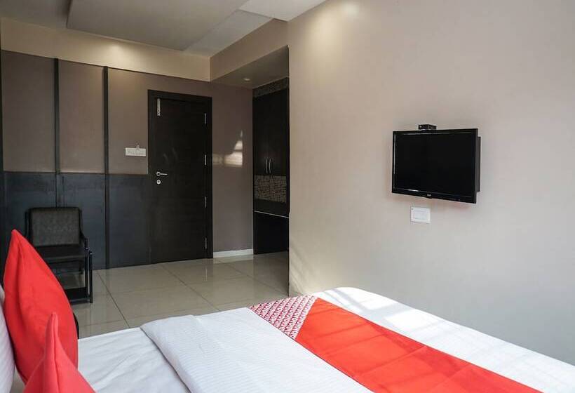 Hotelli Oberoi By Oyo Rooms