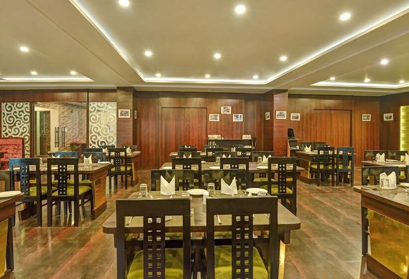 בית מלון כפרי Summit Montana Suites & Spa At Mall