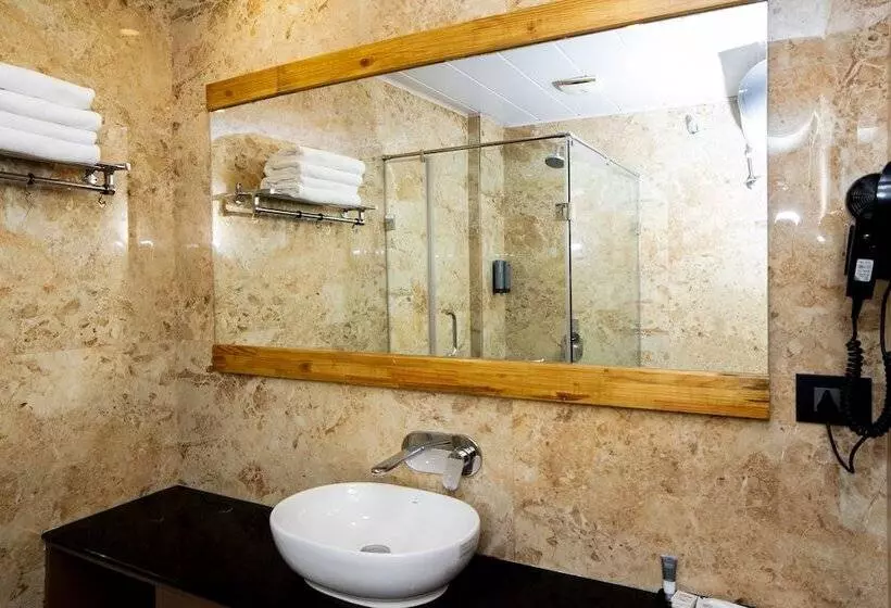 ホテル Summit Montana Suites & Spa At Mall