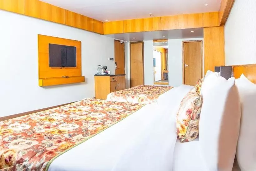 ホテル Summit Montana Suites & Spa At Mall