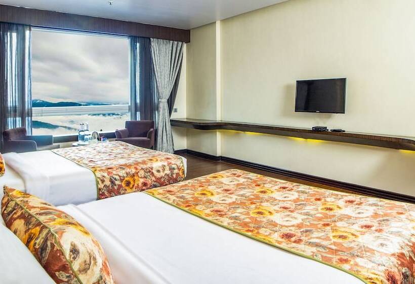 בית מלון כפרי Summit Montana Suites & Spa At Mall