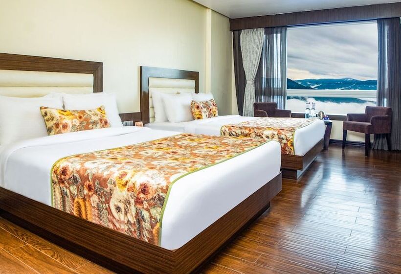 בית מלון כפרי Summit Montana Suites & Spa At Mall