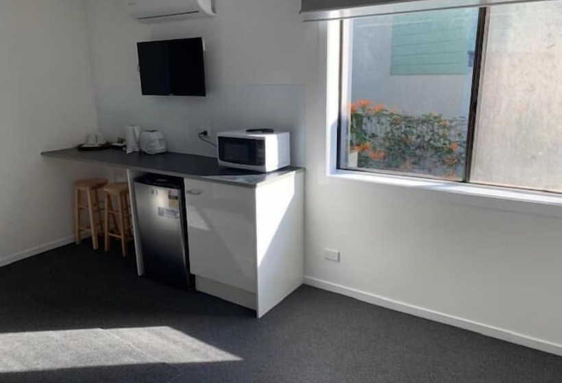 Resort Huskisson Beach Escape