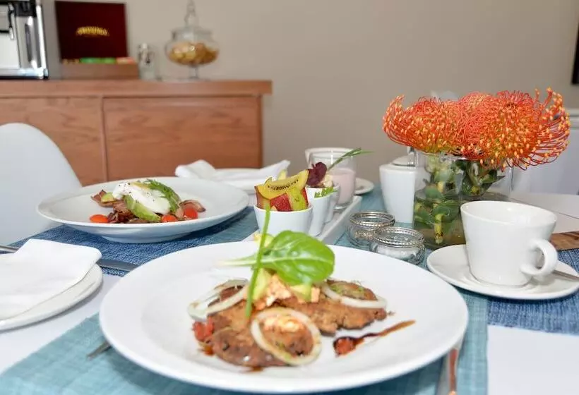 Majatalo 7 On Marine