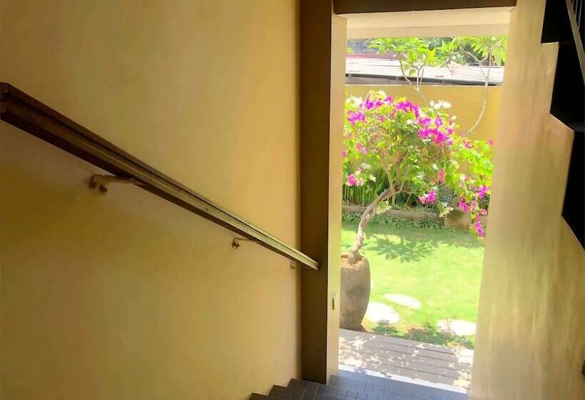 بنسيون Bukawa Lodge Jimbaran