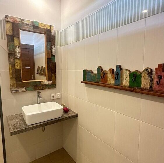 بنسيون Bukawa Lodge Jimbaran