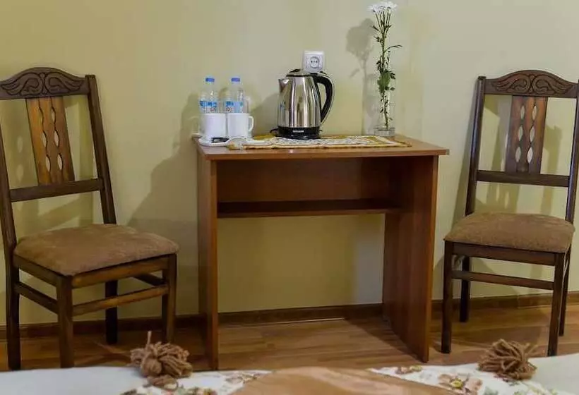 پانسیون Nana's Home