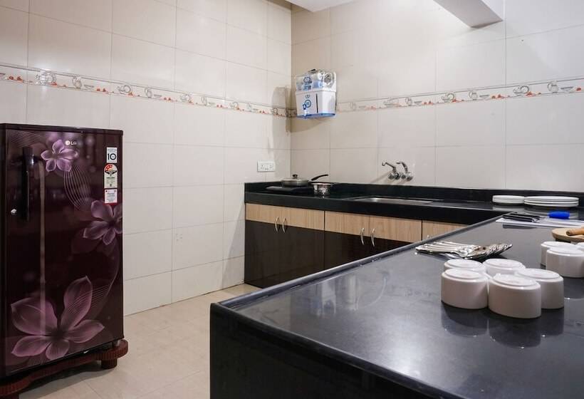 פנסיון Oyo Home 19648 Spacious Stay Near Wax Musuem