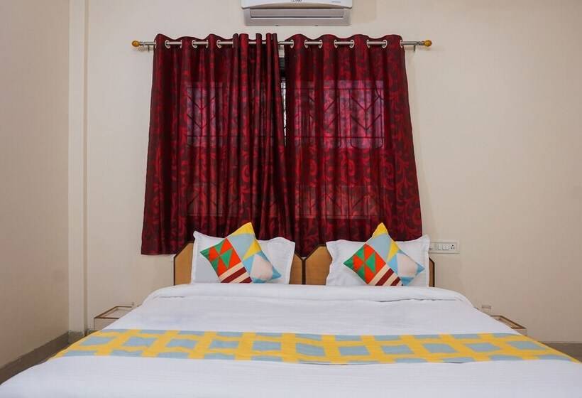 פנסיון Oyo Home 19648 Spacious Stay Near Wax Musuem