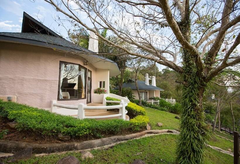 Imperial Phukaew Hill Resort