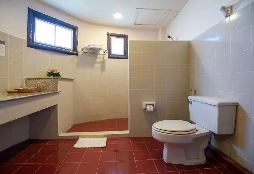 Imperial Phukaew Hill Resort