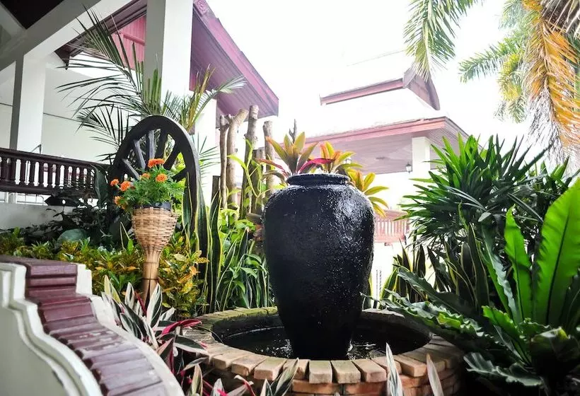 Wiang Indra Riverside Resort