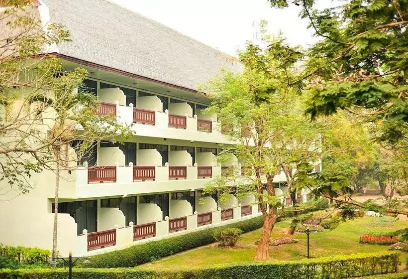 Wiang Indra Riverside Resort