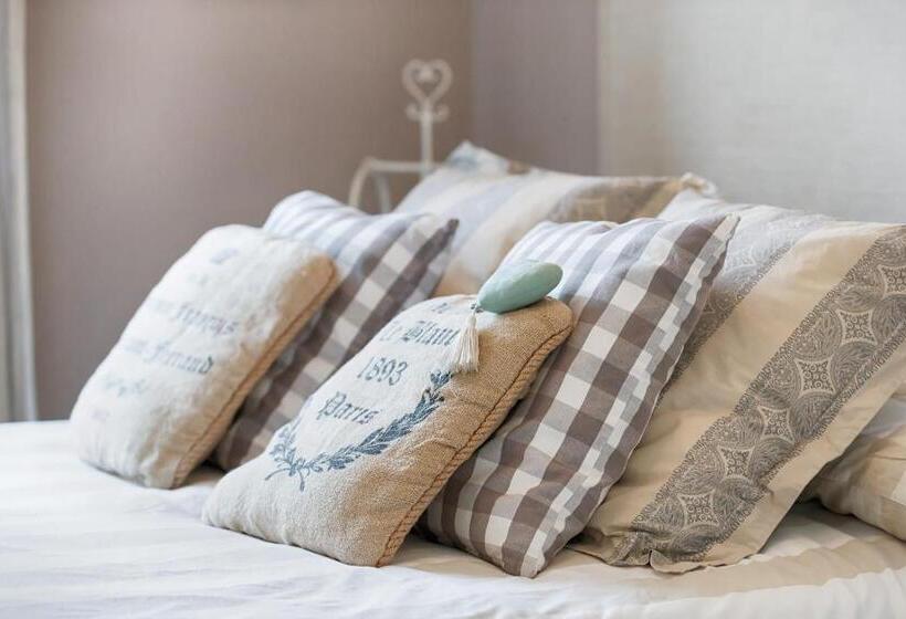 تختخواب و صبحانه Matilde's Rooms In St. Peter