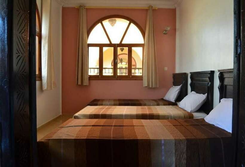 Chilloutsurf Hostel & Yoga