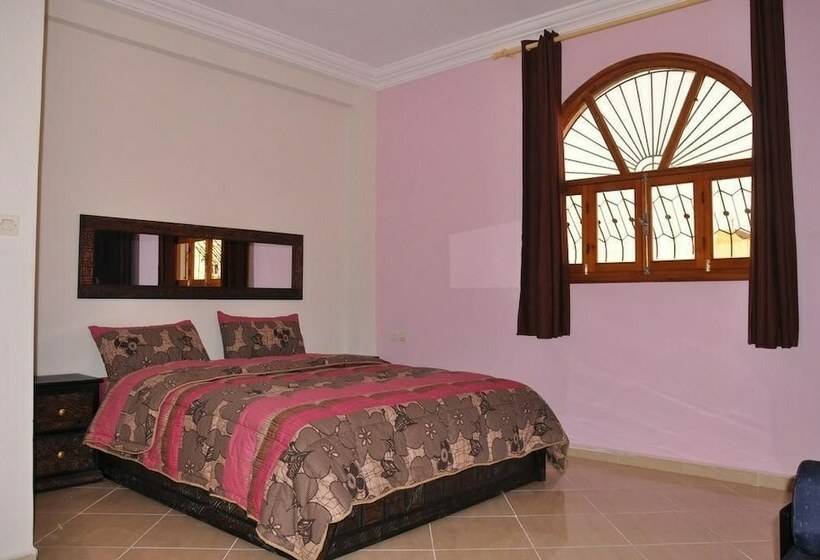 Chilloutsurf Hostel & Yoga