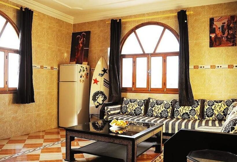 Chilloutsurf Hostel & Yoga