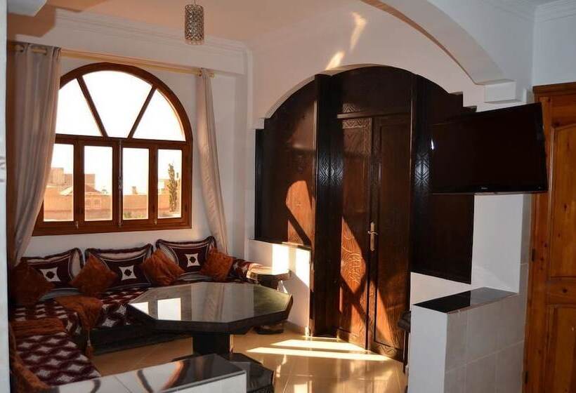 Chilloutsurf Hostel & Yoga