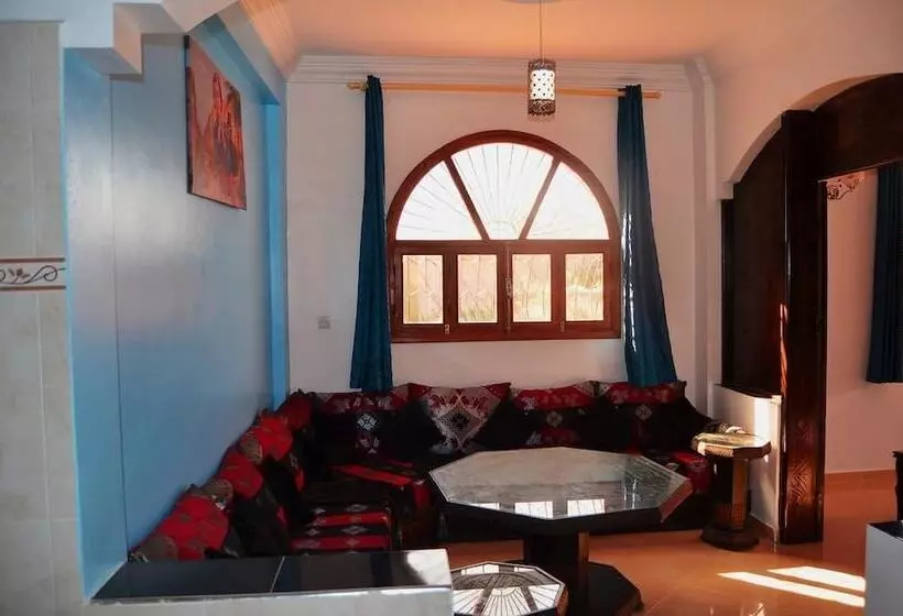 Chilloutsurf Hostel & Yoga