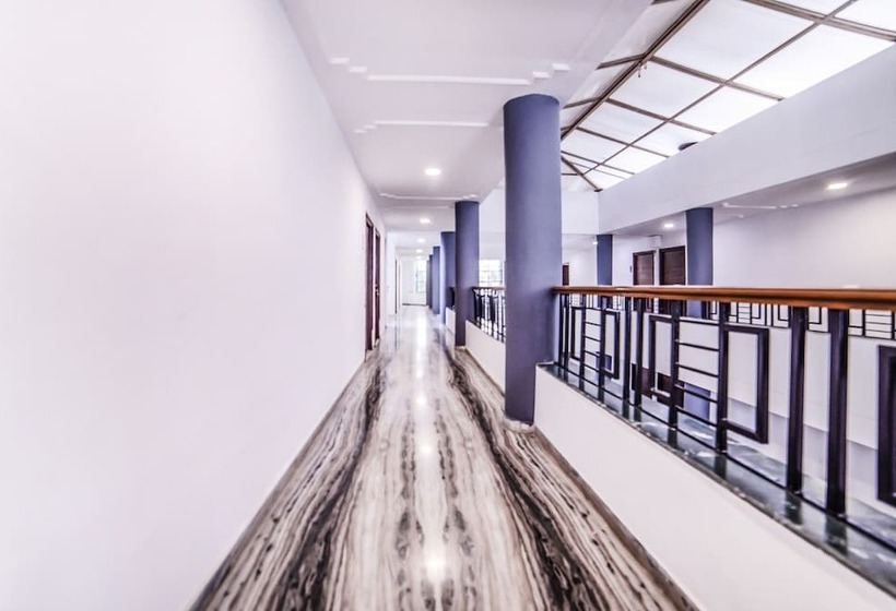 Fabhotel The Leaf Aurangabad Airport