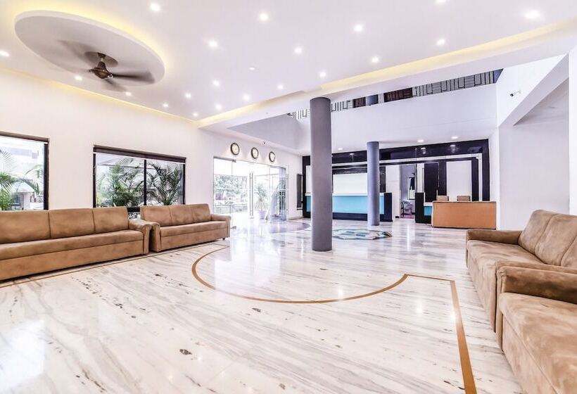 Fabhotel The Leaf Aurangabad Airport