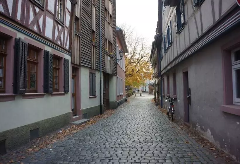 Hotelli Im Lustgarten