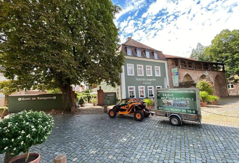 Отель Im Lustgarten