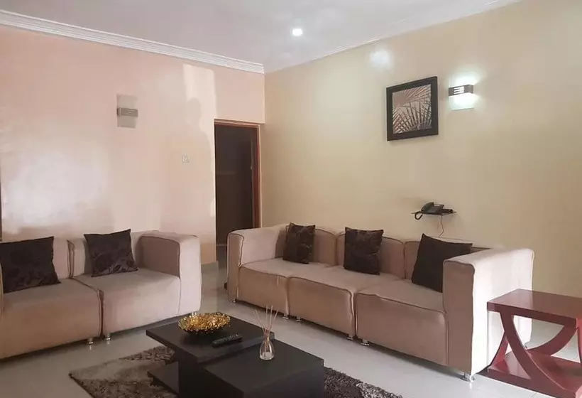 هتل Kastrufid Apartments