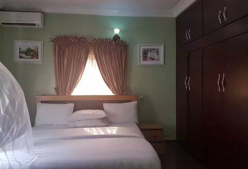 هتل Kastrufid Apartments