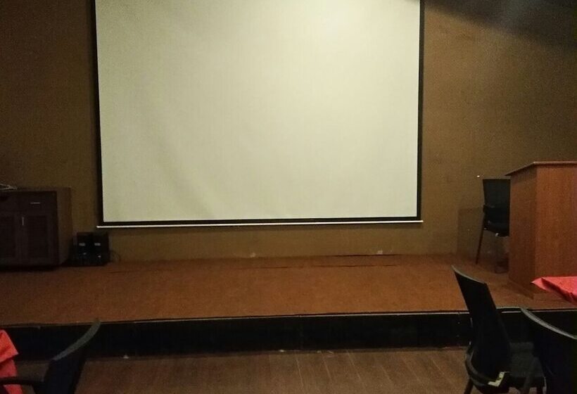 Отель Syna Tiger Resort Bandhavgarh