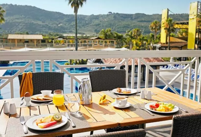 Hotelli Tui Magic Life Calabria   All Inclusive