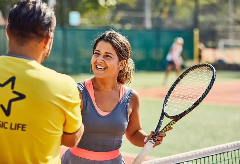 Hotelli Tui Magic Life Calabria   All Inclusive