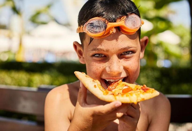 בית מלון כפרי Tui Magic Life Calabria   All Inclusive