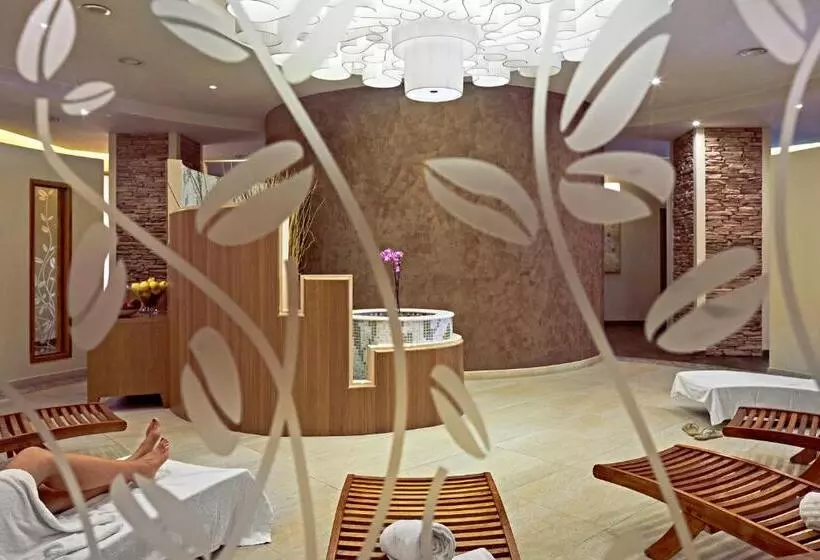 Hotelli Tui Magic Life Calabria   All Inclusive