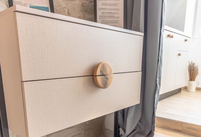 Pansiyon L&b City Center Studios Apartments