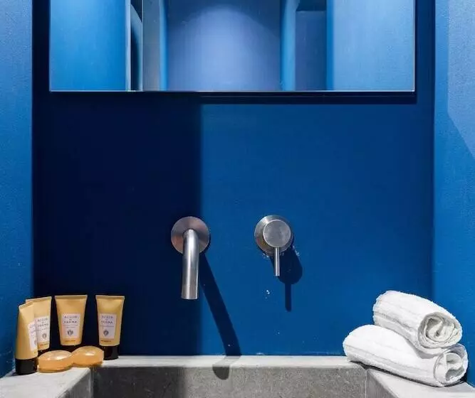 پانسیون Elysium Suites Collection