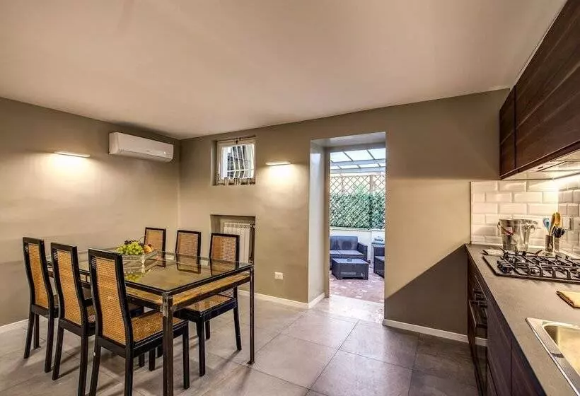 پانسیون Elysium Suites Collection
