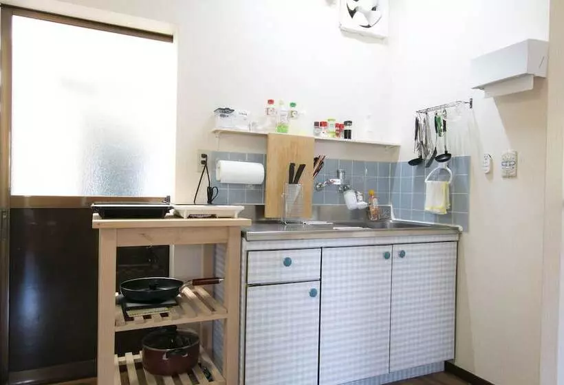 ペンション Uzushio Guest House