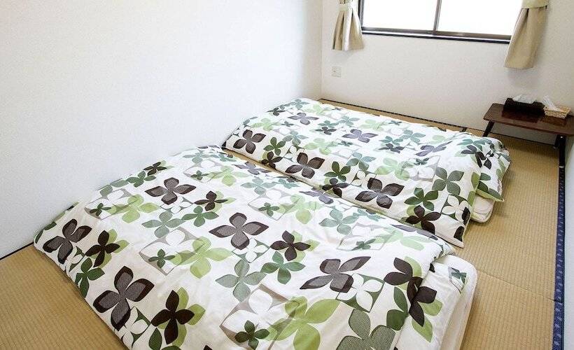 بنسيون Uzushio Guest House