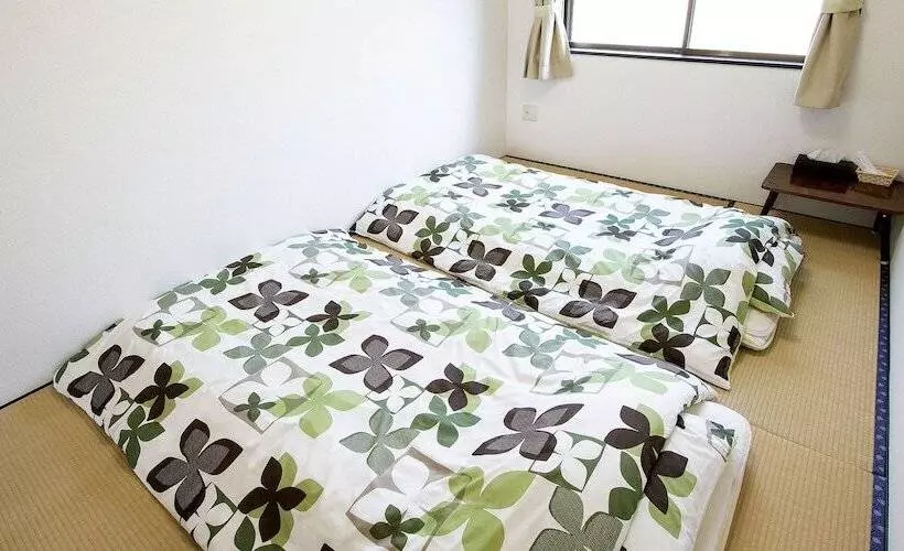 ペンション Uzushio Guest House