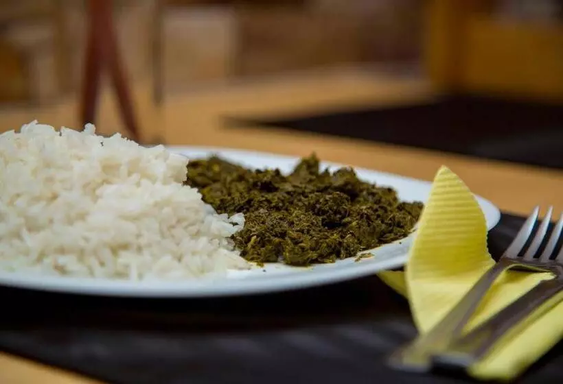 تختخواب و صبحانه Albergaria Porcelana