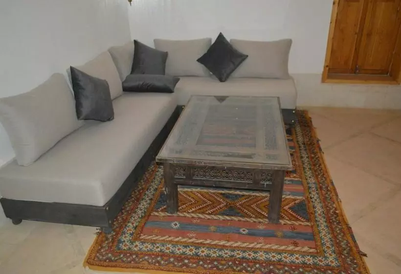 هتل Ksar Tin Hinan