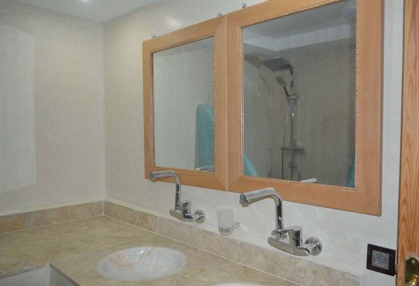 Hotel Ksar Tin Hinan