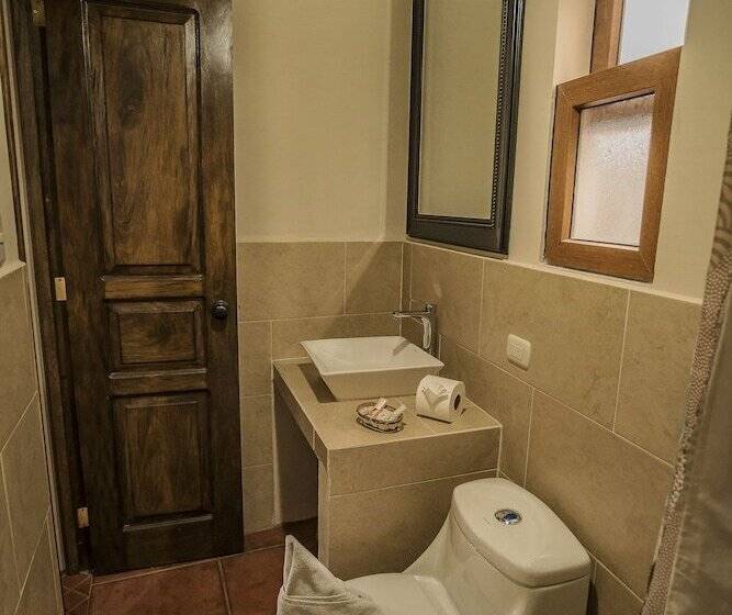 هتل Mansion Del Rey