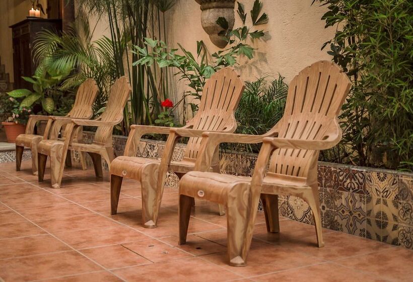 هتل Mansion Del Rey