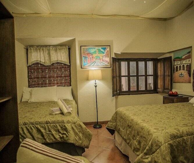 هتل Mansion Del Rey