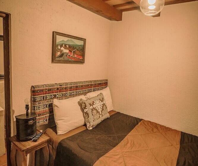 هتل Mansion Del Rey