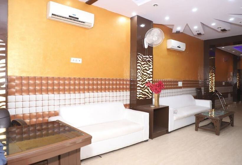 בית מלון כפרי Noble Deluxe